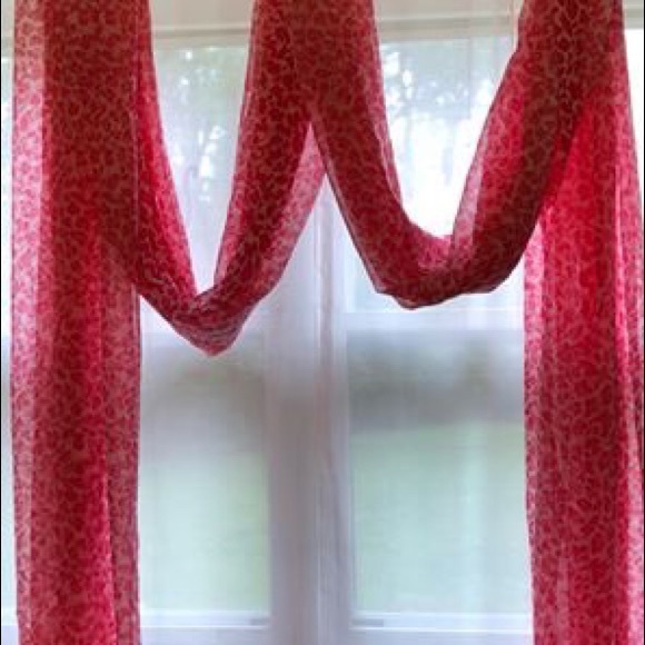 2- Pink leopard window swags - Picture 2 of 3